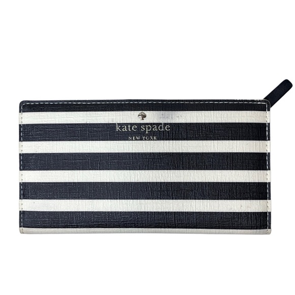 Kate Spade New York Fairmount Squar Stacy Wallet - Picture 1 of 10